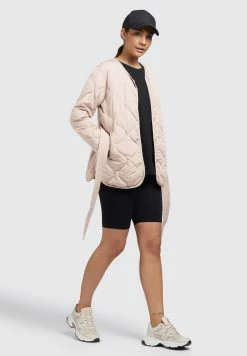 Khujo Yuna - Chaqueta De Entretiempo - War Pin 12 Khujo Yuna - Chaqueta De Entretiempo - War Pin -Khujo Ventas 0b6776acf2bd4d4e9340d2d6b0b12f82 scaled