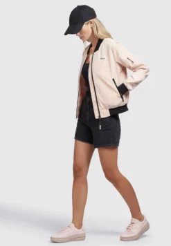 Khujo Stence2 - Chaquetas Bomber - Apricot 11 Khujo Stence2 - Chaquetas Bomber - Apricot -Khujo Ventas 4f6211ebe60c417d931b2fee60d3374e scaled