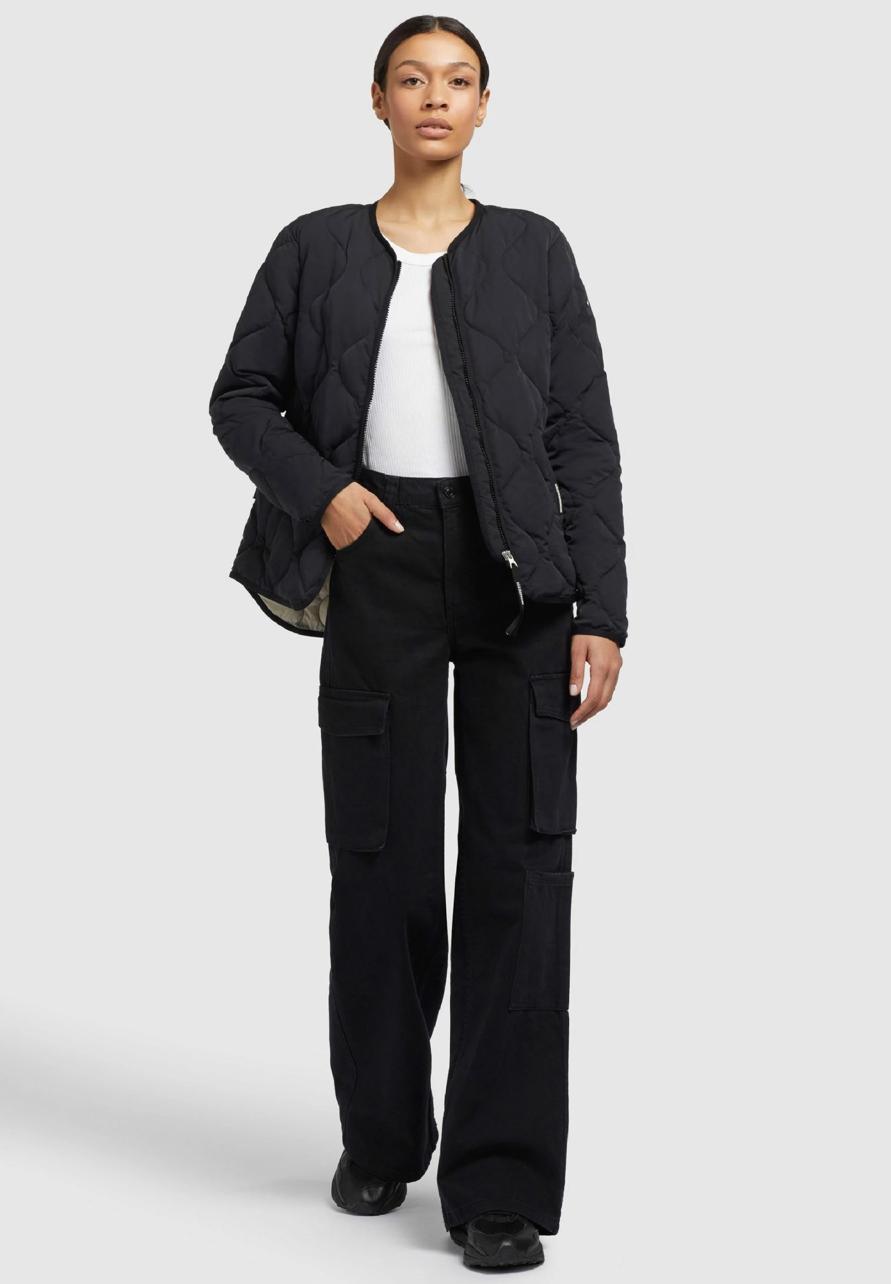 Khujo Alma - Chaqueta De Entretiempo - Schwarz 2 Khujo Alma - Chaqueta De Entretiempo - Schwarz - Imagen 2