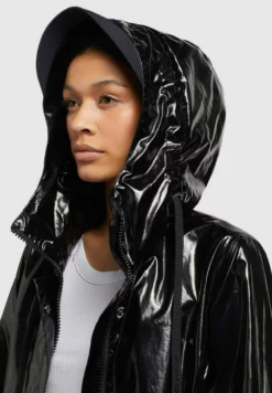 Khujo Alecia - Gabardina - Schwarz -Khujo Ventas f698e9a991374d36ac0d95f08650c8ab scaled